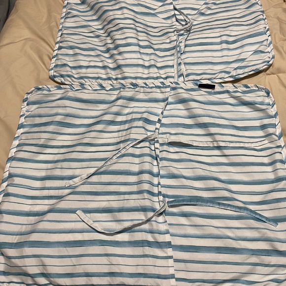 RACHEL Rachel Roy Blue Floral Design Tie up at back Pillow Shams - Picture 4 of 8